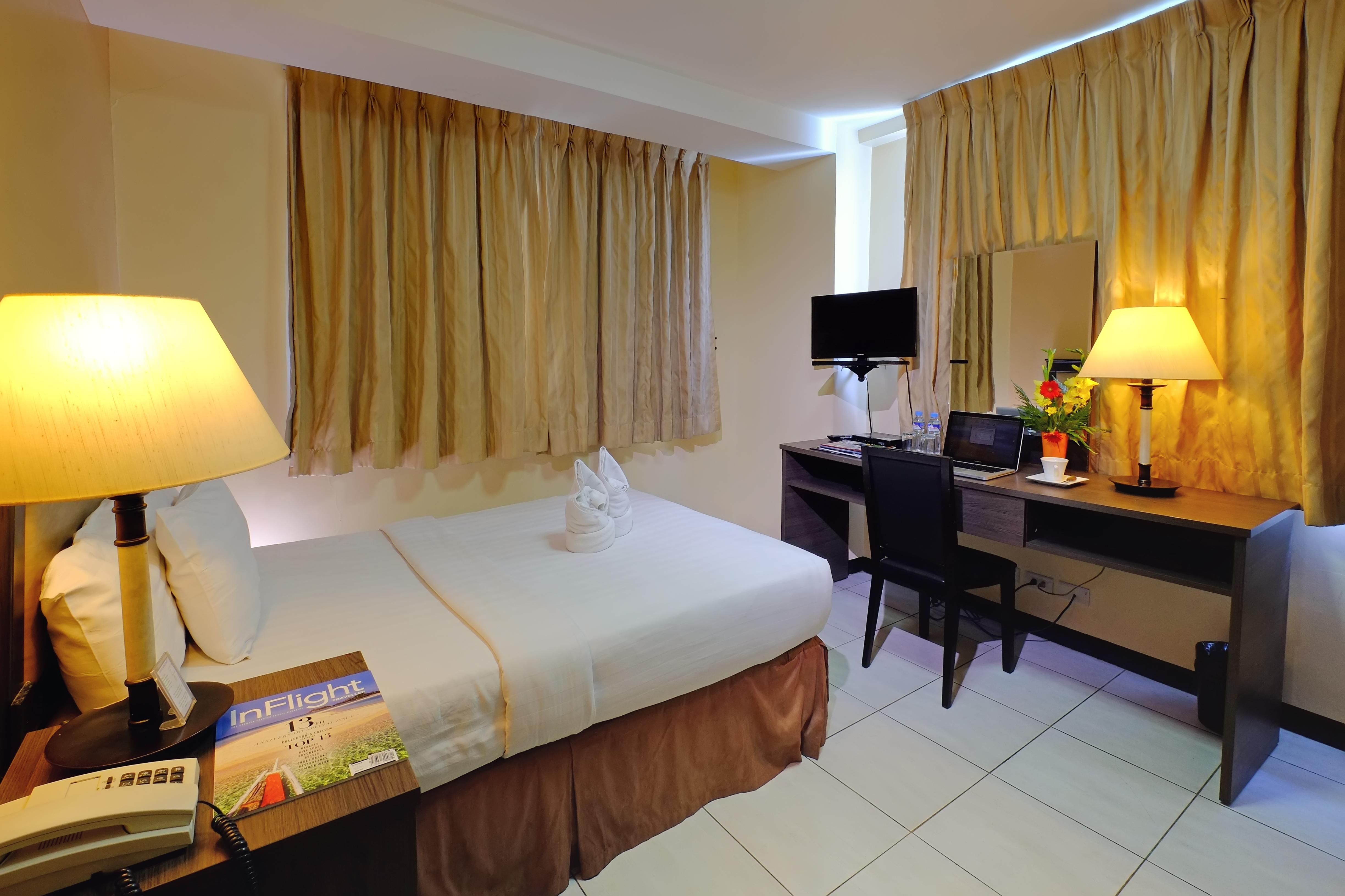 Oyo 187 The Maxwell Hotel Cebu Exterior foto