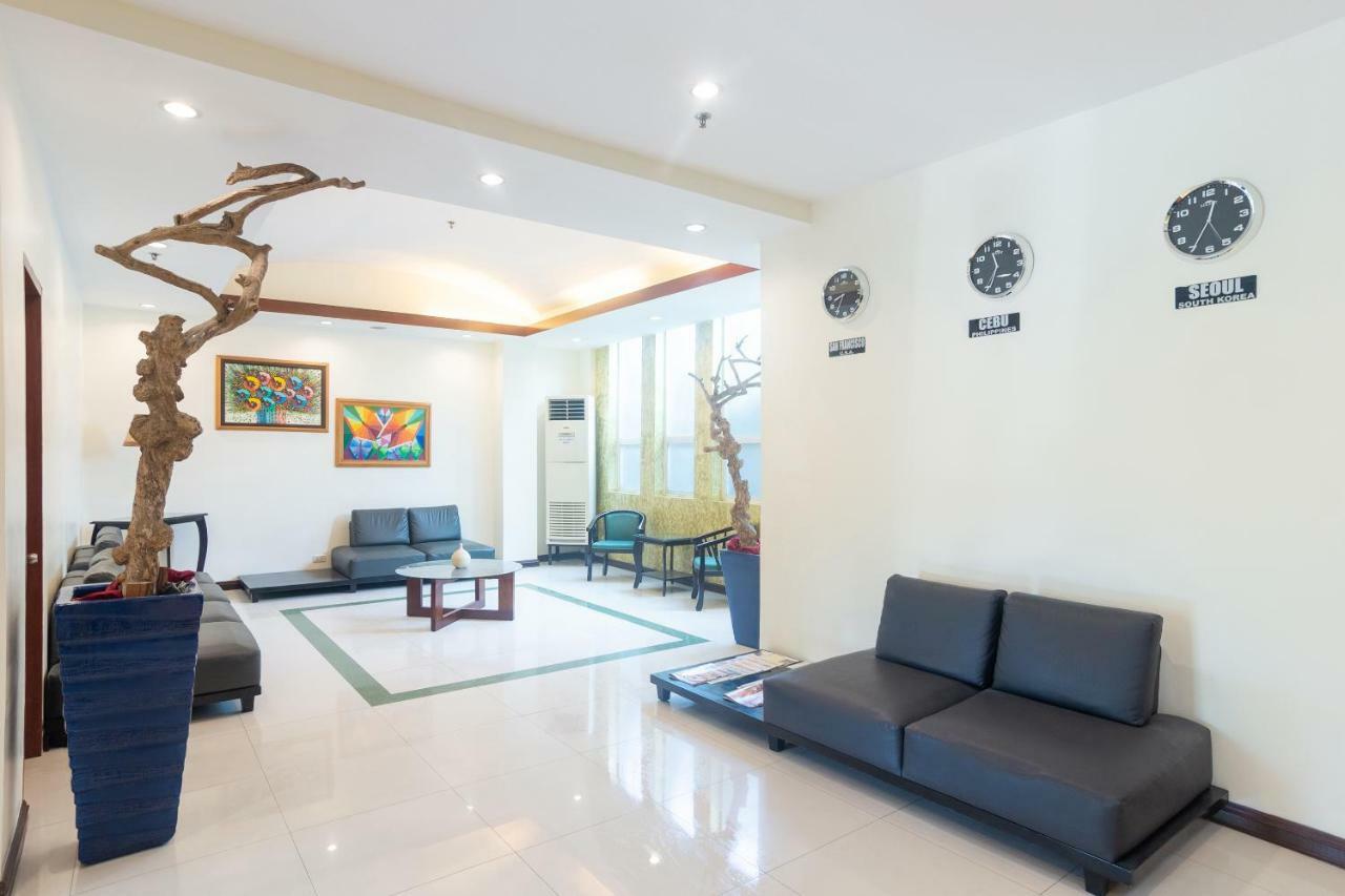 Oyo 187 The Maxwell Hotel Cebu Exterior foto