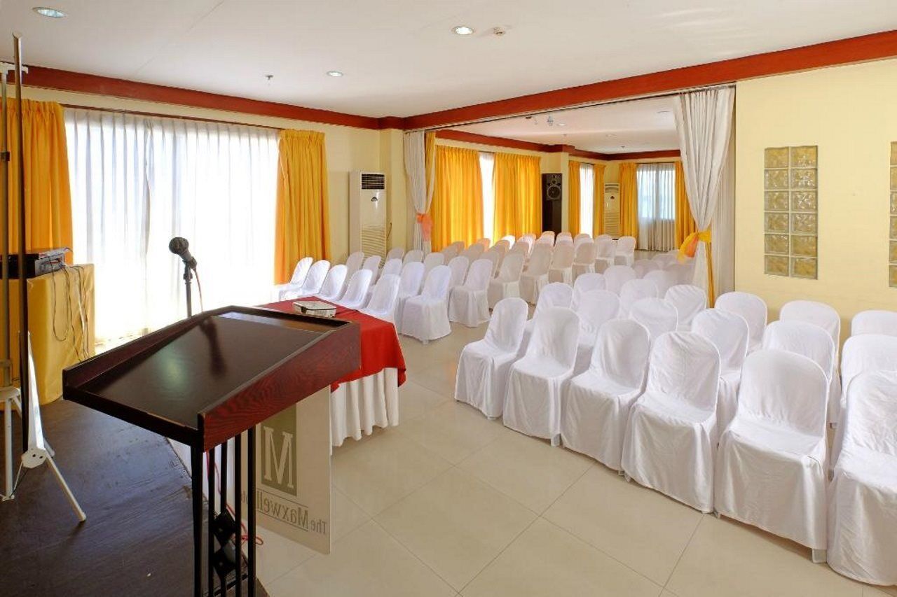Oyo 187 The Maxwell Hotel Cebu Exterior foto